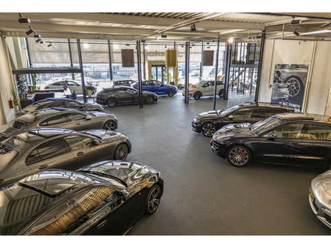 Audi RS3 Sportback 2.5 TFSI 400pk Quattro Hulk Panoramadak *BTW* Keramisch VOL! Massage B&O audio RS Dynamic