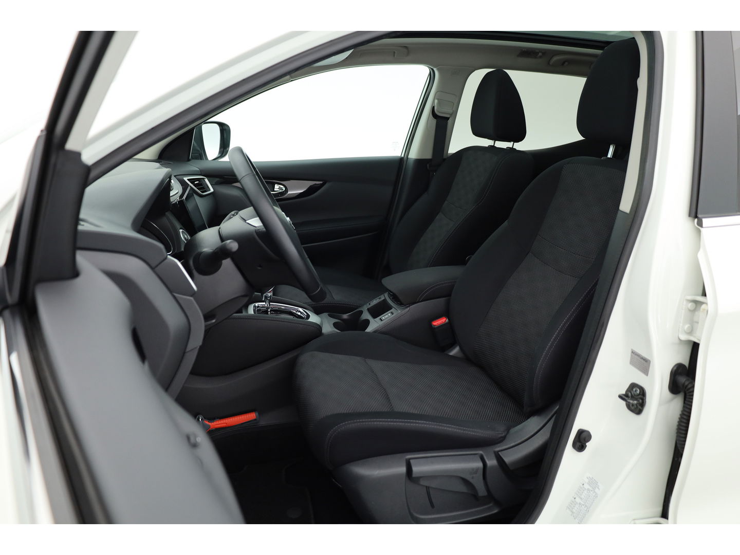 Nissan QASHQAI 1.2 N-Connecta | Pano | 360cam | Keyless | Stoelverw. | Verw. Voorruit | Navi