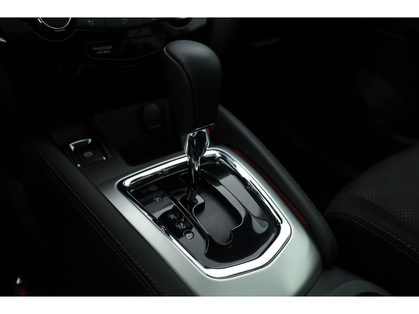 Nissan QASHQAI 1.2 N-Connecta | Pano | 360cam | Keyless | Stoelverw. | Verw. Voorruit | Navi