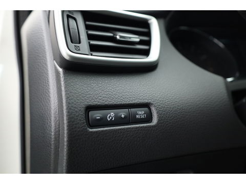 Nissan QASHQAI 1.2 N-Connecta | Pano | 360cam | Keyless | Stoelverw. | Verw. Voorruit | Navi