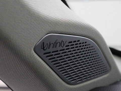 Lynk & Co 01 1.5 Plug In | Panoramadak | Infinity by Harman | 360 camera | Adaptive cruise | Stoelverwarming | Carplay | Memory | Full LED