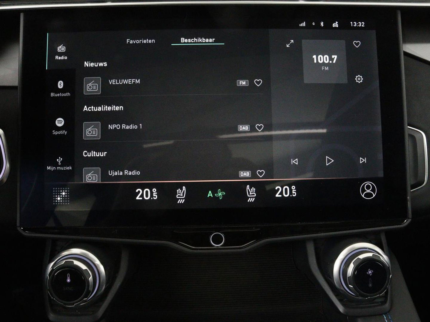 Lynk & Co 01 1.5 Plug In | Panoramadak | Infinity by Harman | 360 camera | Adaptive cruise | Stoelverwarming | Carplay | Memory | Full LED