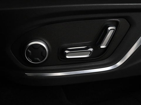 Lynk & Co 01 1.5 Plug In | Panoramadak | Infinity by Harman | 360 camera | Adaptive cruise | Stoelverwarming | Carplay | Memory | Full LED