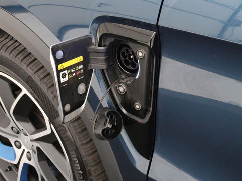 Lynk & Co 01 1.5 Plug In | Panoramadak | Infinity by Harman | 360 camera | Adaptive cruise | Stoelverwarming | Carplay | Memory | Full LED