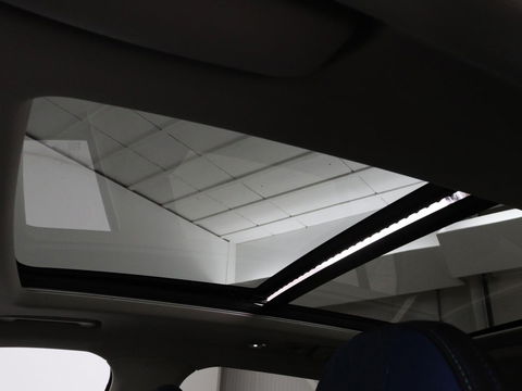Lynk & Co 01 1.5 Plug In | Panoramadak | Infinity by Harman | 360 camera | Adaptive cruise | Stoelverwarming | Carplay | Memory | Full LED