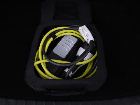 BMW 5 Serie 530e iPerformance M-sport | Schuifdak | Camera | Alcantara | Stoelverwarming | Carplay | Elektrische sportstoelen | Full LED | Navigatie | Live Cockpit