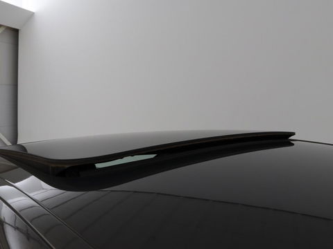 BMW 5 Serie 530e iPerformance M-sport | Schuifdak | Camera | Alcantara | Stoelverwarming | Carplay | Elektrische sportstoelen | Full LED | Navigatie | Live Cockpit
