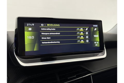 Peugeot 2008 1.2 PureTech 360Camera LED Trekhaak Virtual Carplay Clima Cruise Navi PDC 18''LMV