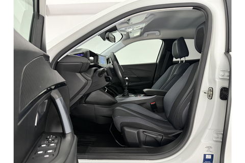 Peugeot 2008 1.2 PureTech 360Camera LED Trekhaak Virtual Carplay Clima Cruise Navi PDC 18''LMV