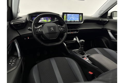 Peugeot 2008 1.2 PureTech 360Camera LED Trekhaak Virtual Carplay Clima Cruise Navi PDC 18''LMV