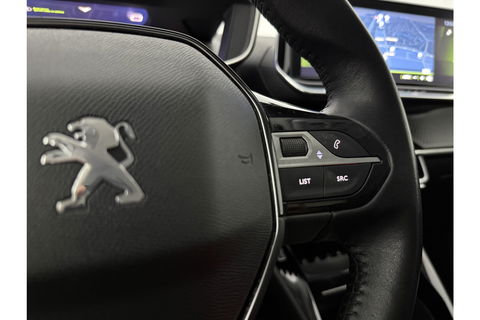 Peugeot 2008 1.2 PureTech 360Camera LED Trekhaak Virtual Carplay Clima Cruise Navi PDC 18''LMV