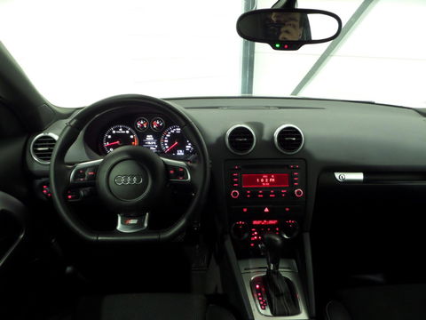 Audi A3 Cabriolet 2.0 TFSI S-Line "Origineel NL!" Automaat! "1e eigenaar!" Youngtimer! 2X S-Line Bluetooth, in zeer nette staat !