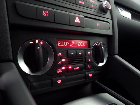 Audi A3 Cabriolet 2.0 TFSI S-Line "Origineel NL!" Automaat! "1e eigenaar!" Youngtimer! 2X S-Line Bluetooth, in zeer nette staat !