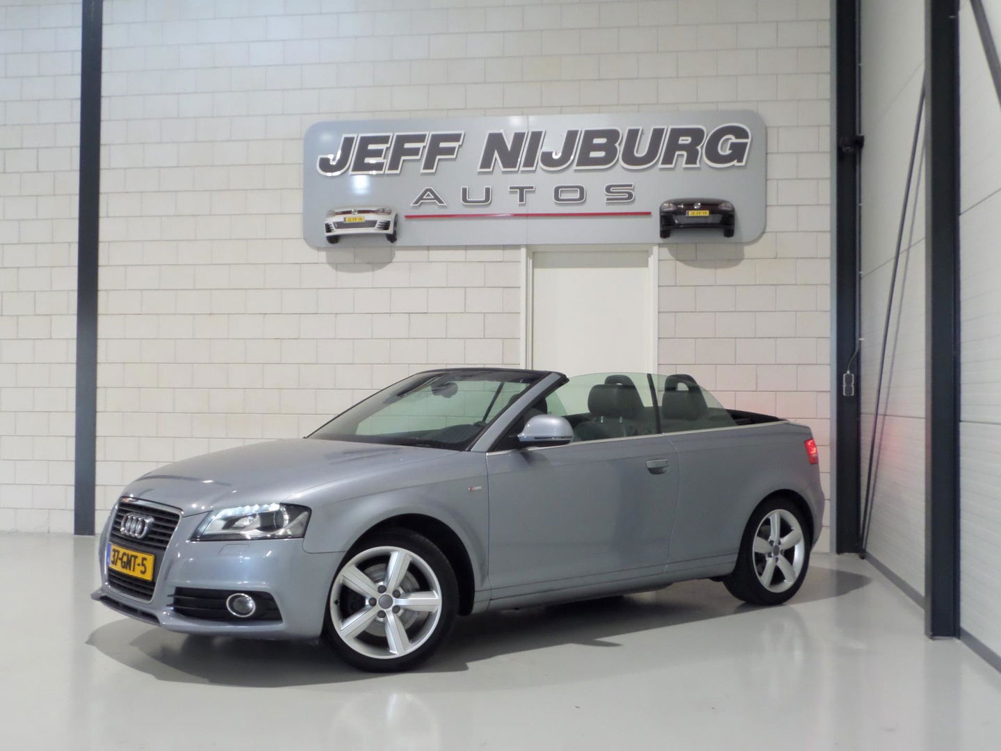 Audi A3 Cabriolet 2.0 TFSI S-Line "Origineel NL!" Automaat! "1e eigenaar!" Youngtimer! 2X S-Line Bluetooth, in zeer nette staat !