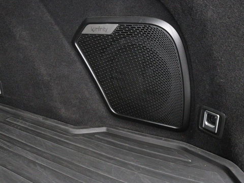 Lynk & Co 01 1.5 Plug In | Panoramadak | Infinity by Harman | 360 camera | Adaptive cruise | Stoelverwarming | Carplay | Memory | Full LED