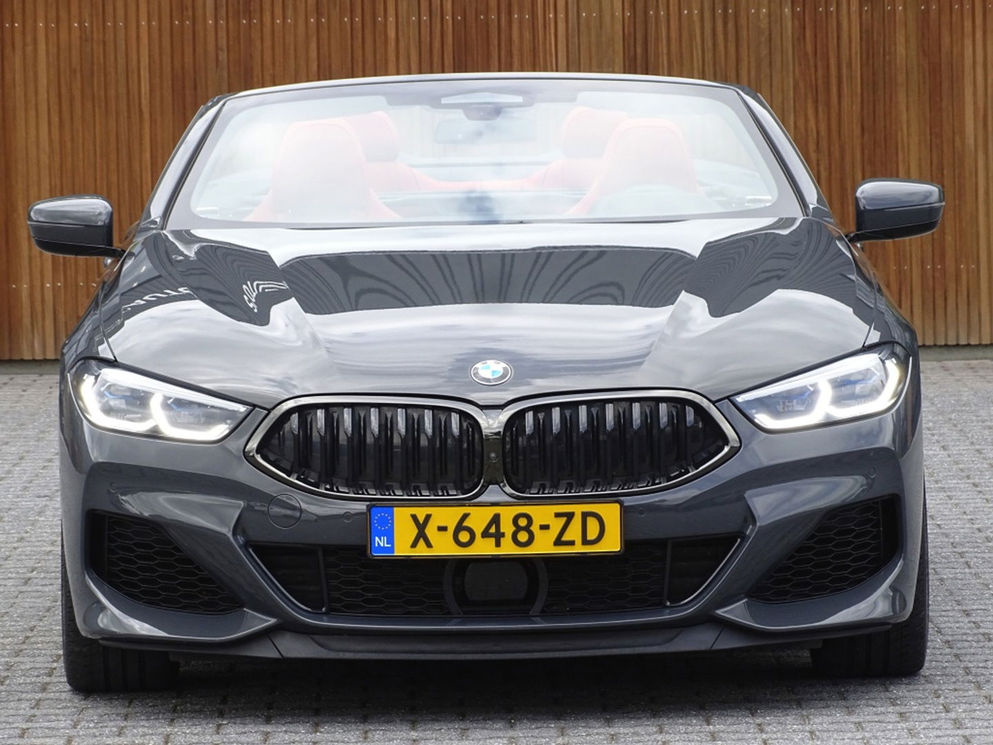 BMW 8 Serie M850i xD. High Ex. 531PK M- Individual / B&W / Laser / ACC