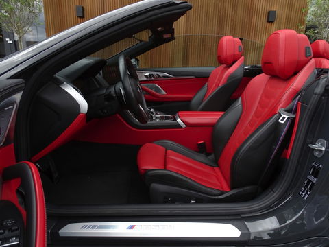 BMW 8 Serie M850i xD. High Ex. 531PK M- Individual / B&W / Laser / ACC