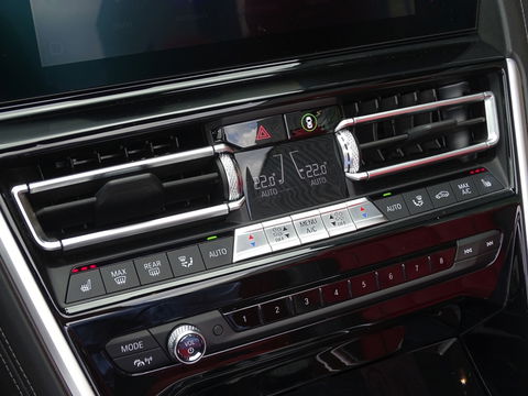 BMW 8 Serie M850i xD. High Ex. 531PK M- Individual / B&W / Laser / ACC