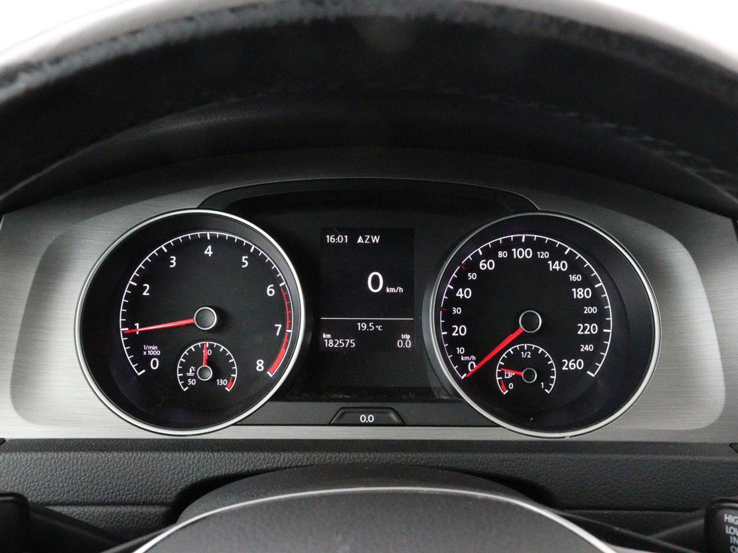 Volkswagen Golf 1.0 TSI Comfortline | Camera | Sportstoelen | Navigatie | Parkeerhulp | Climate control | DAB | Cruise control | Bluetooth | Regen-/lichtsensor