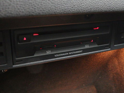 Volkswagen Golf 1.0 TSI Comfortline | Camera | Sportstoelen | Navigatie | Parkeerhulp | Climate control | DAB | Cruise control | Bluetooth | Regen-/lichtsensor
