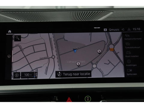 BMW 3-serie 330e M Sport | Panoramadak | Head-Up | Laserlight | Adaptive cruise | Leder | Stoelverwarming | Camera | Sfeerverlichting | Carplay | Sportstoelen | Live Cockpit