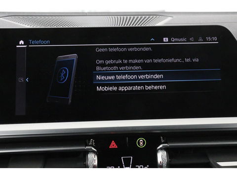 BMW 3-serie 330e M Sport | Panoramadak | Head-Up | Laserlight | Adaptive cruise | Leder | Stoelverwarming | Camera | Sfeerverlichting | Carplay | Sportstoelen | Live Cockpit