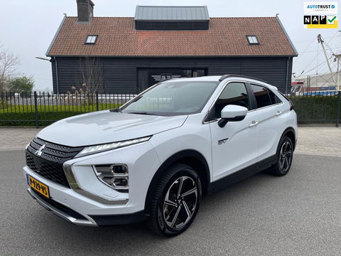 Mitsubishi Eclipse Cross 2.4 PHEV Plug-in Hybride Intense+ Navigatie Camera Trekhaak