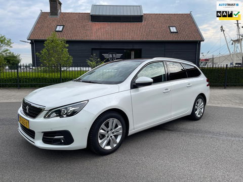 Peugeot 308 SW 1.2 PureTech Blue Lease Executive Panoramdak Navi Led-xenon Pdc