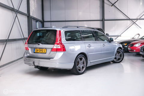 Volvo V70 2.0 D4 Summum | 5 cilinder | Automaat | Trekhaak | Leder | Bluetooth | xenon |