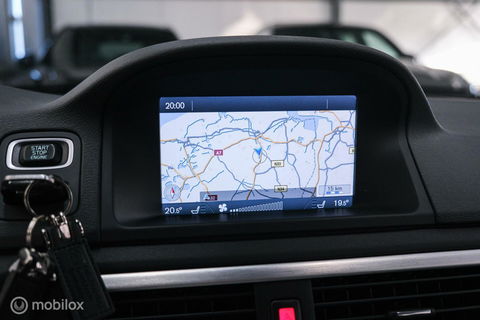 Volvo V70 2.0 D4 Summum | 5 cilinder | Automaat | Trekhaak | Leder | Bluetooth | xenon |