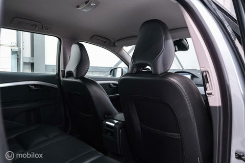Volvo V70 2.0 D4 Summum | 5 cilinder | Automaat | Trekhaak | Leder | Bluetooth | xenon |