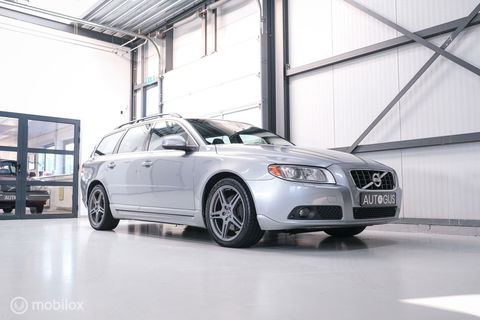 Volvo V70 2.0 D4 Summum | 5 cilinder | Automaat | Trekhaak | Leder | Bluetooth | xenon |