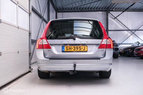 Volvo V70 2.0 D4 Summum | 5 cilinder | Automaat | Trekhaak | Leder | Bluetooth | xenon |