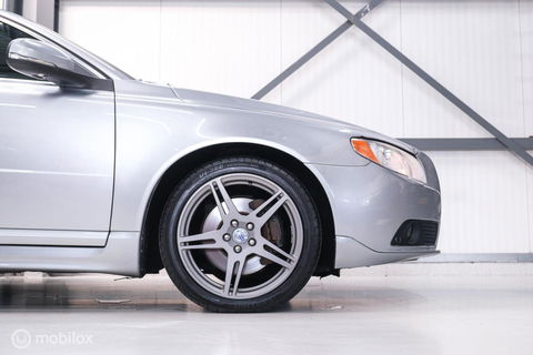 Volvo V70 2.0 D4 Summum | 5 cilinder | Automaat | Trekhaak | Leder | Bluetooth | xenon |