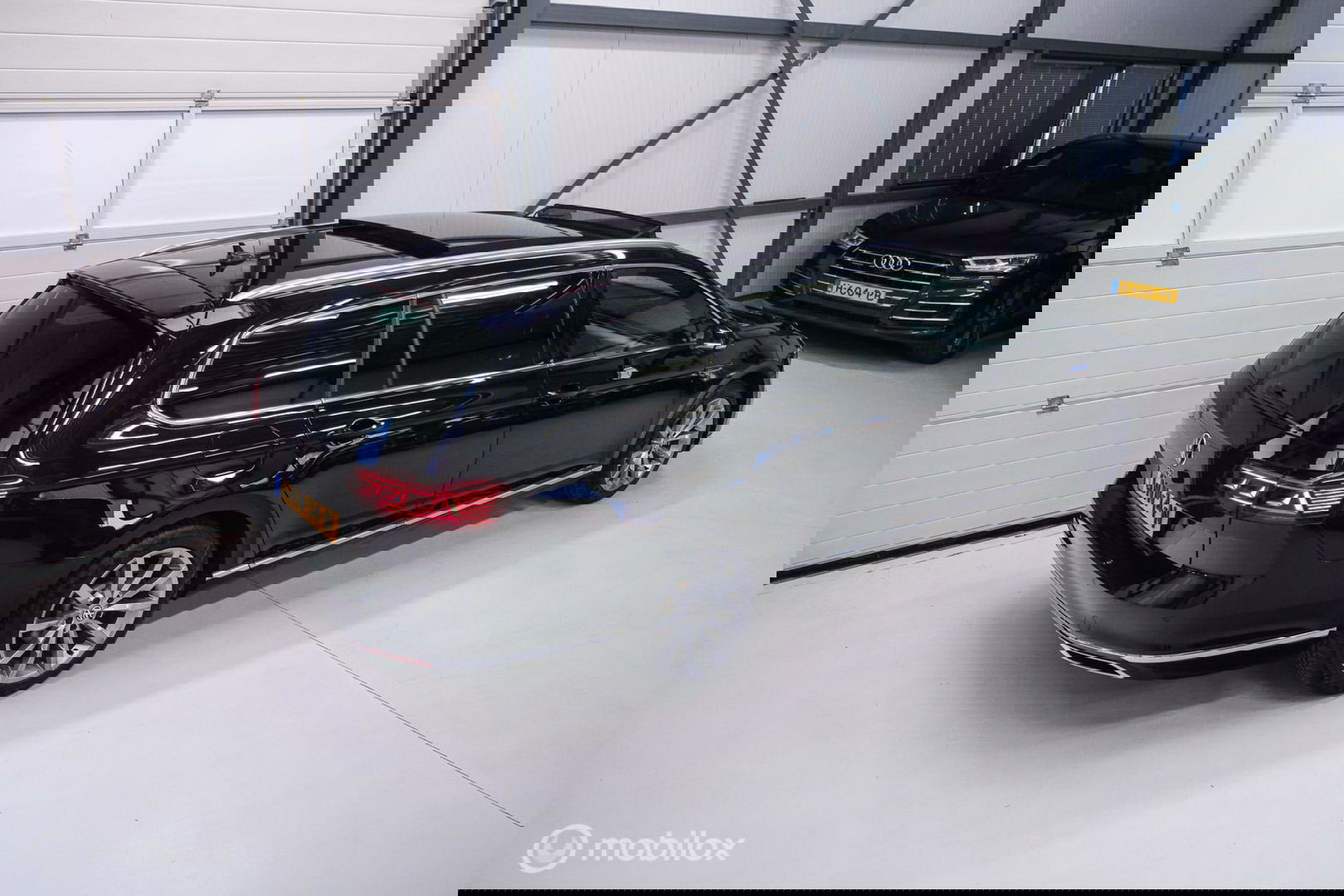 Volkswagen Passat Variant 1.4 TSI PHEV GTE | Pano | IQ LED | ERGO | Adaptive | Trekhaak | Leder alcantara | DAB | Digidash | Camera | Rijklaarprij
