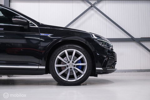 Volkswagen Passat Variant 1.4 TSI PHEV GTE | Pano | IQ LED | ERGO | Adaptive | Trekhaak | Leder alcantara | DAB | Digidash | Camera | Rijklaarprij