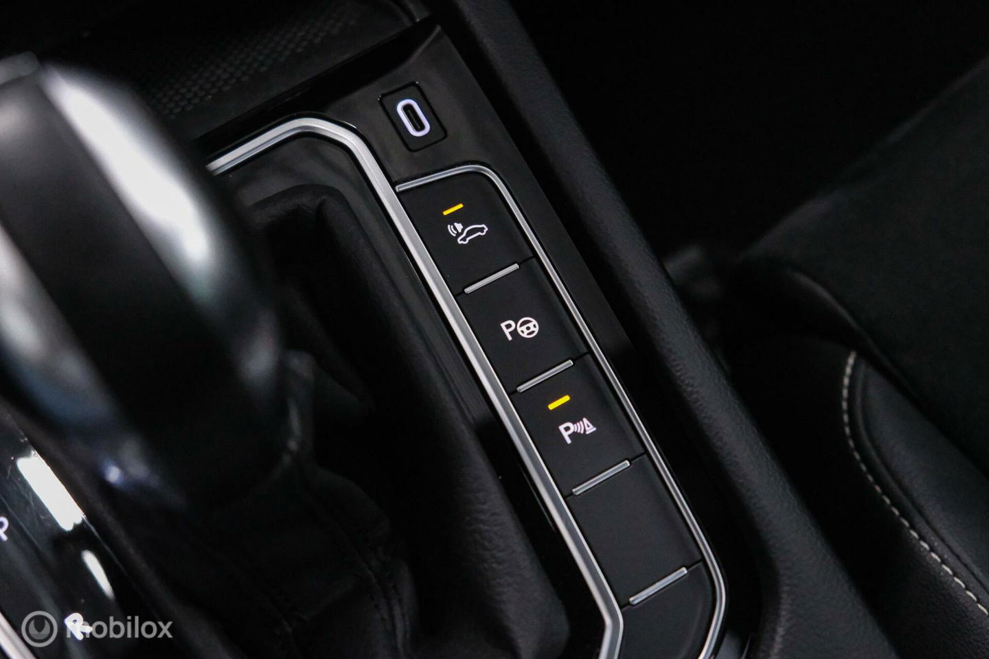 Volkswagen Passat Variant 1.4 TSI PHEV GTE | Pano | IQ LED | ERGO | Adaptive | Trekhaak | Leder alcantara | DAB | Digidash | Camera | Rijklaarprij