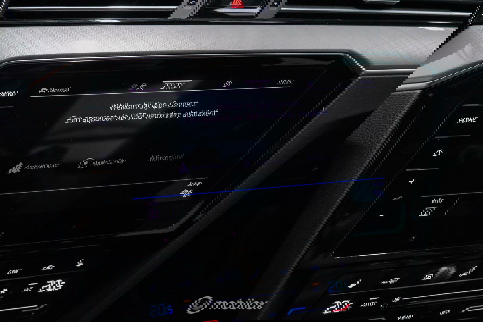 Volkswagen Passat Variant 1.4 TSI PHEV GTE | Pano | IQ LED | ERGO | Adaptive | Trekhaak | Leder alcantara | DAB | Digidash | Camera | Rijklaarprij