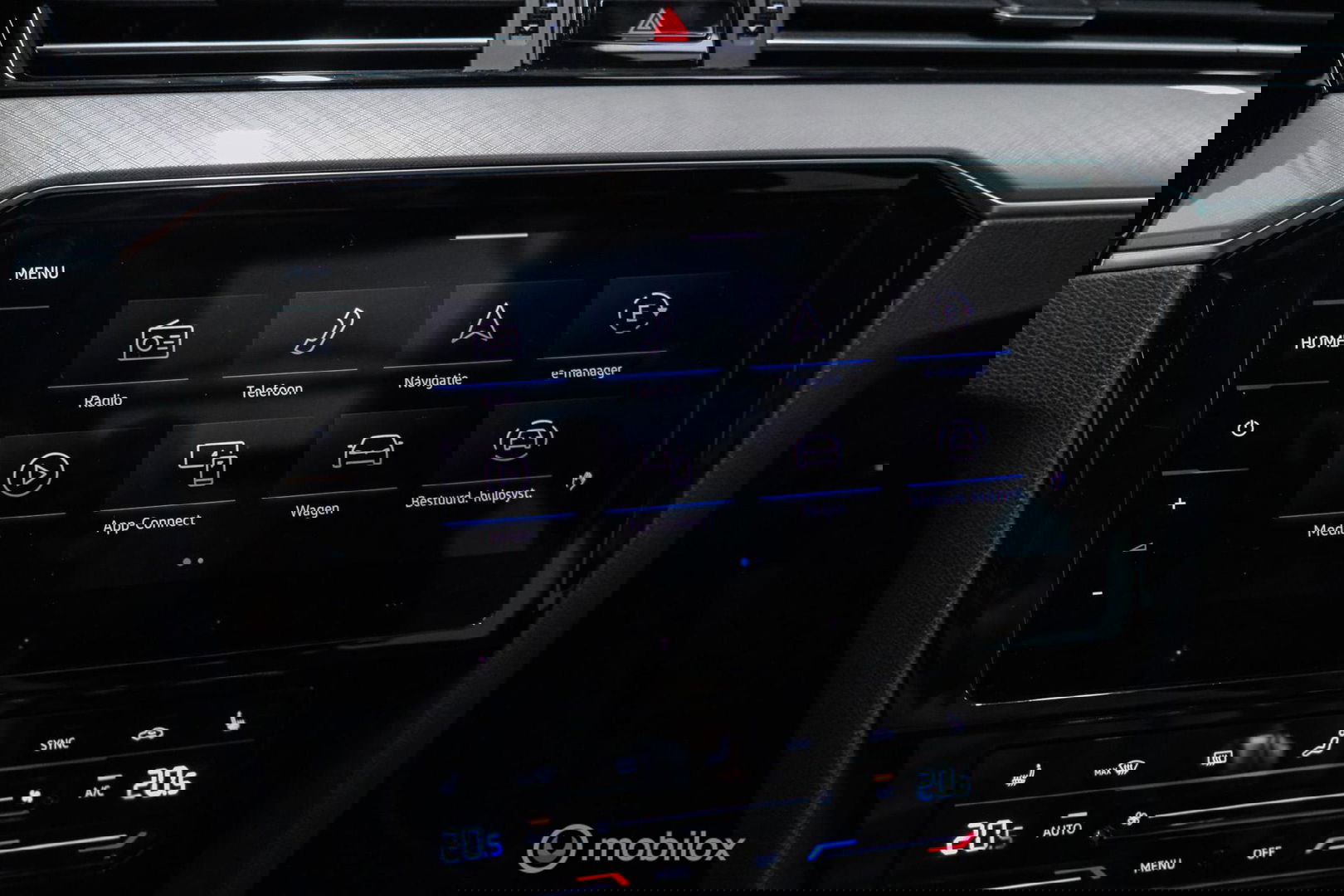 Volkswagen Passat Variant 1.4 TSI PHEV GTE | Pano | IQ LED | ERGO | Adaptive | Trekhaak | Leder alcantara | DAB | Digidash | Camera | Rijklaarprij