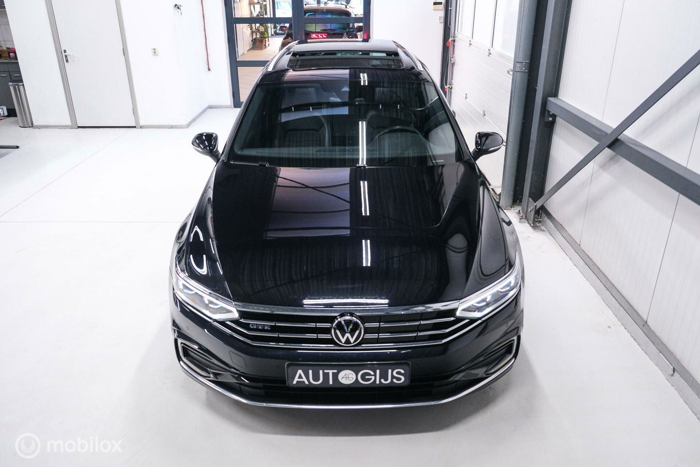 Volkswagen Passat Variant 1.4 TSI PHEV GTE | Pano | IQ LED | ERGO | Adaptive | Trekhaak | Leder alcantara | DAB | Digidash | Camera | Rijklaarprij