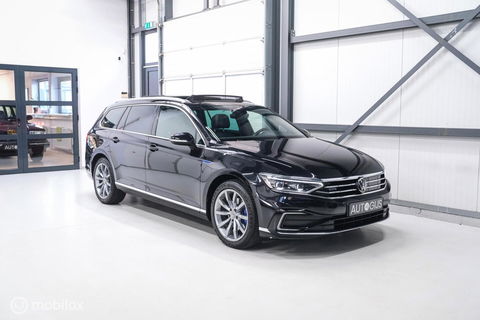 Volkswagen Passat Variant 1.4 TSI PHEV GTE | Pano | IQ LED | ERGO | Adaptive | Trekhaak | Leder alcantara | DAB | Digidash | Camera | Rijklaarprij