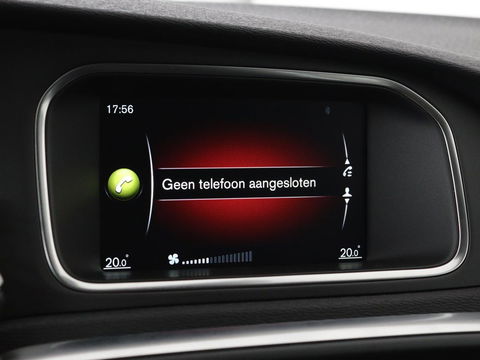 Volvo V40 2.0 T2 Momentum | Navigatie | Parkeerhulp | Climate control | Bluetooth | Cruise control