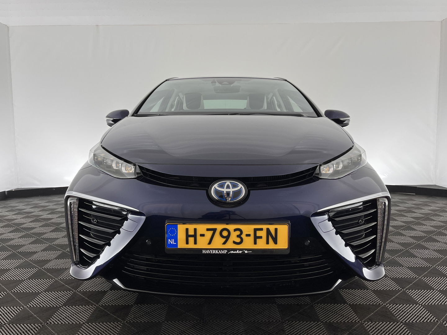 Toyota Mirai FCV Executive [ HYDROGEN ] [INCL-BTW] Aut. *LUXURY-LEATHER | FULL-LED | JBL-SOUNDSYSTEM | CAMERA | KEYLESS | MEMORY-PACK | ADAPTIVE-CRUISE | BLIND-SPOT |  DAB | NAVI-FULLMAP | DIGI-COCKPIT | COMFORT-SEATS | LANE-ASSIST
