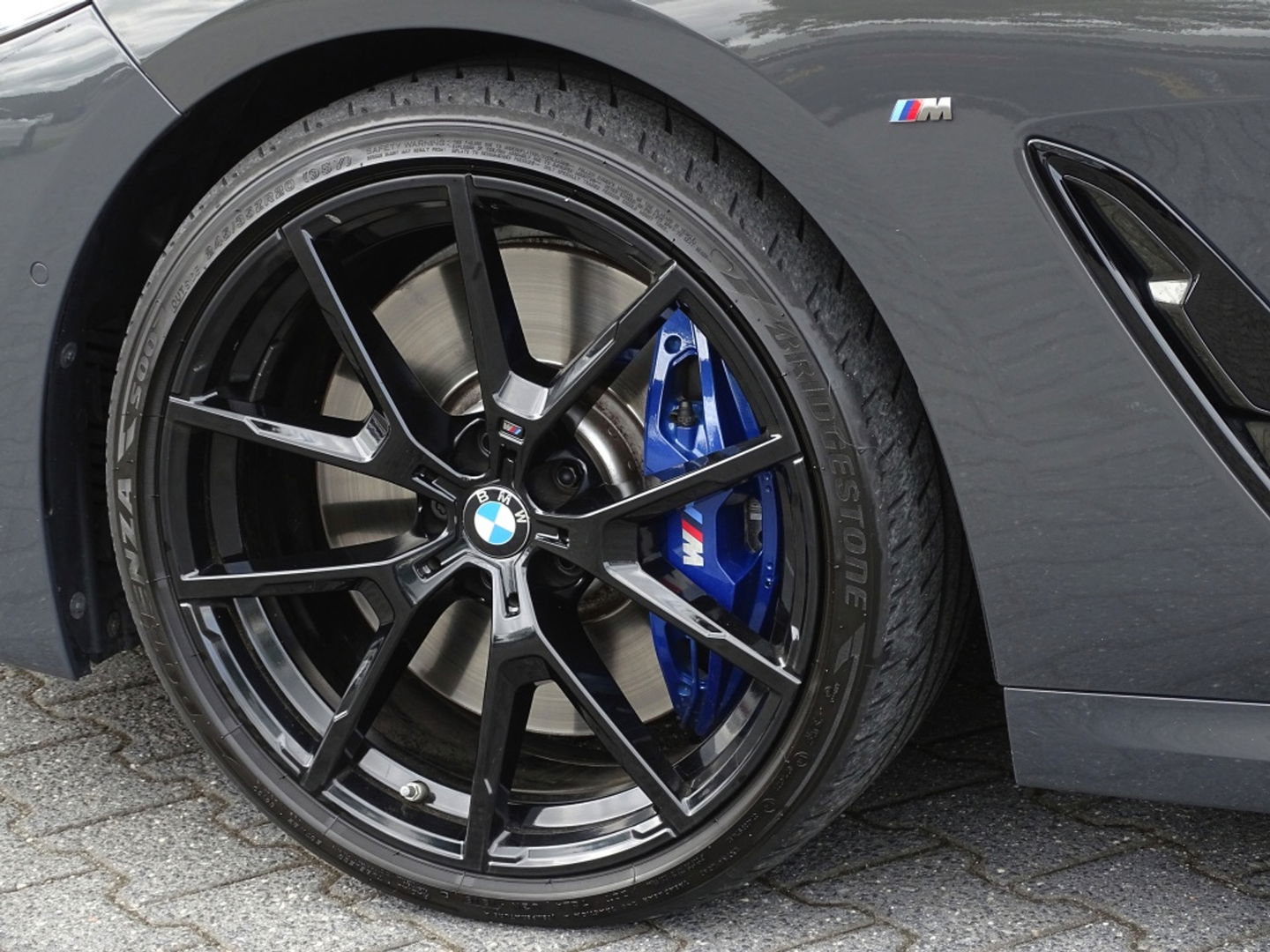 BMW 8 Serie M850i xD. High Ex. 531PK M- Individual / B&W / Laser / ACC