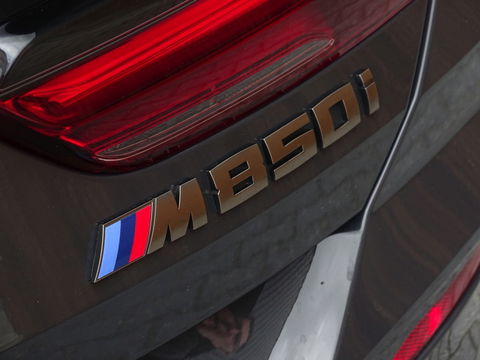 BMW 8 Serie M850i xD. High Ex. 531PK M- Individual / B&W / Laser / ACC