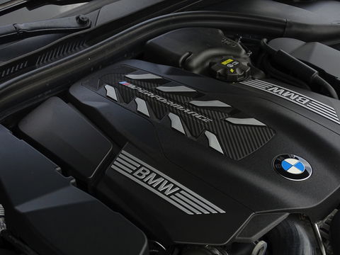 BMW 8 Serie M850i xD. High Ex. 531PK M- Individual / B&W / Laser / ACC