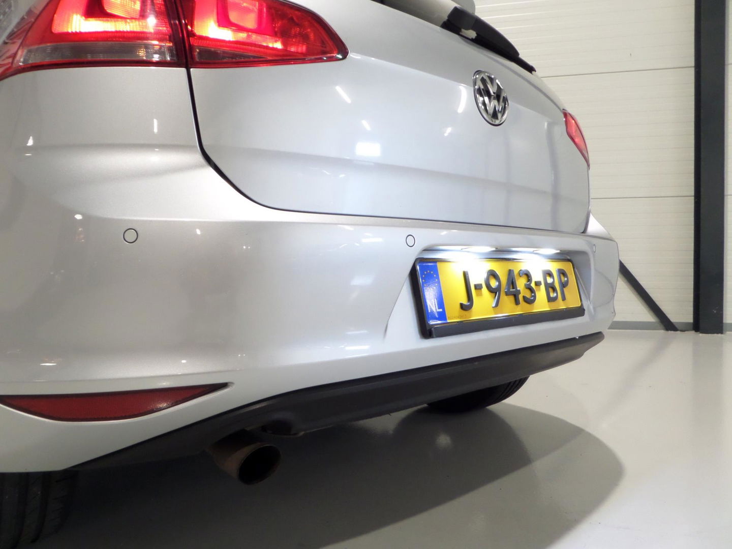 Volkswagen Golf 1.2 TSI Highline Apple-Carplay Stoelverwarming Parkeersensoren Navigatie Bluetooth Cruise-control Wireless-carplay