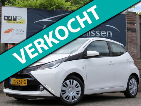 Toyota Aygo 1.0 VVT-i x-play ! VERKOCHT !