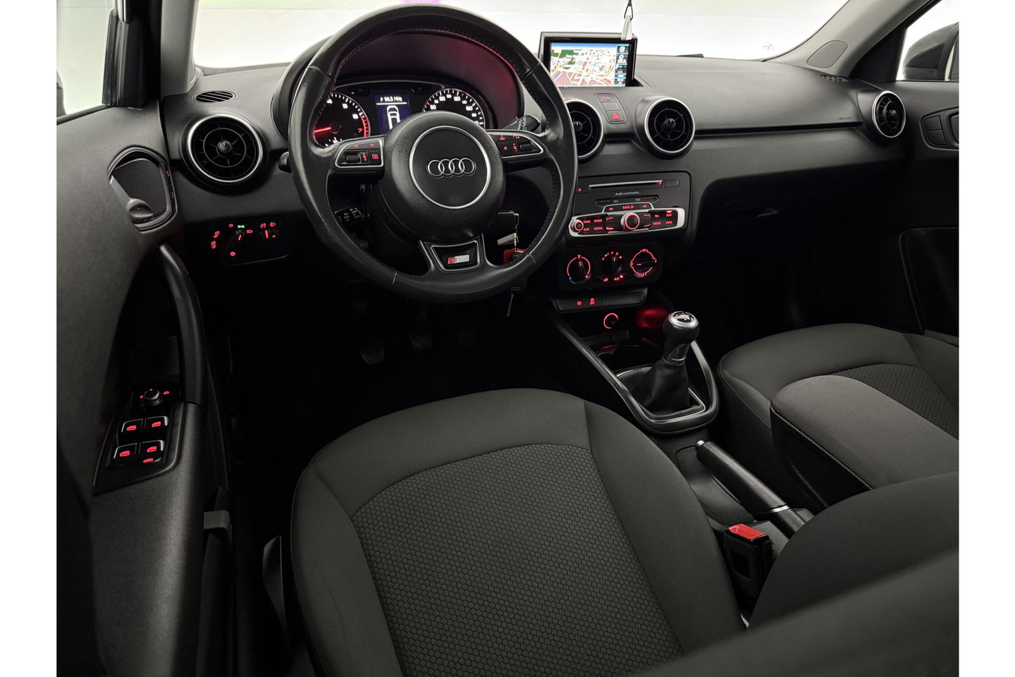 Audi A1 1.0 TFSI S-line Airco Cruise Navigatie 17"LMV