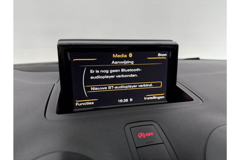 Audi A1 1.0 TFSI S-line Airco Cruise Navigatie 17"LMV